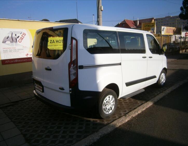 Ford Transit Custom 6