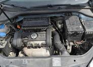 Volkswagen Golf 21