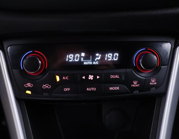 Suzuki SX4 S-Cross 23