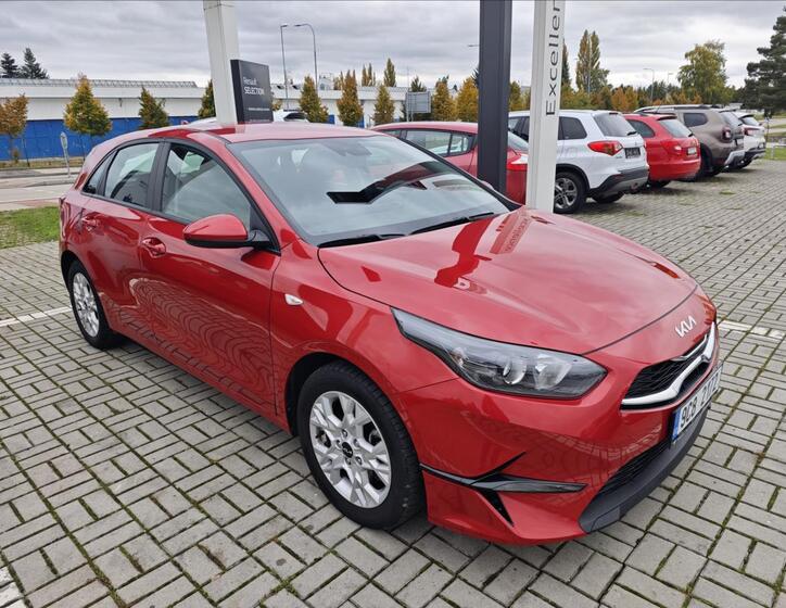 KIA Ceed 8