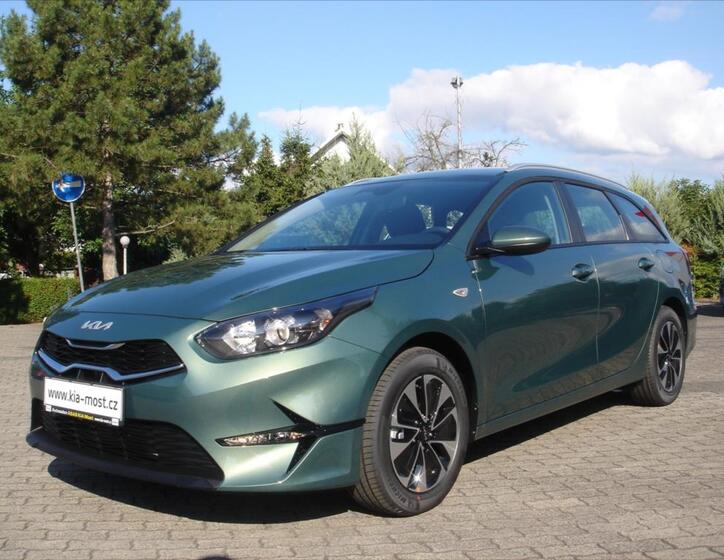 KIA Ceed 4