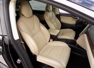 Tesla Model X 23