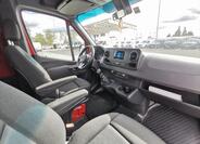 Mercedes-Benz Sprinter 8