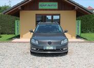 Volkswagen Passat 2