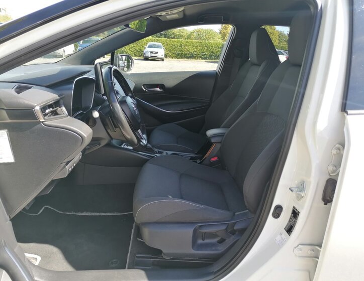 Toyota Corolla 10