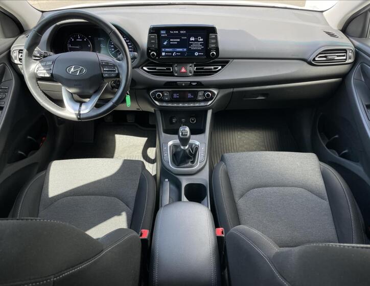 Hyundai i30 6
