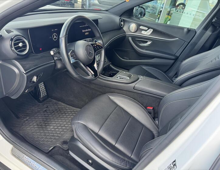 Mercedes-Benz Třídy E 6