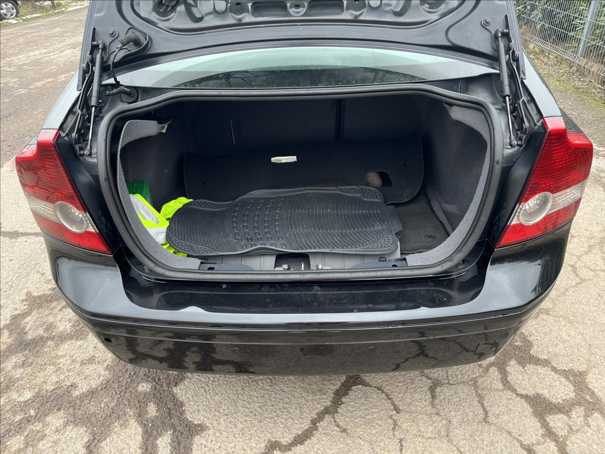 Volvo S40