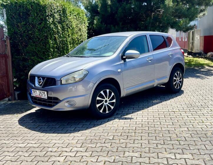 Nissan Qashqai 1