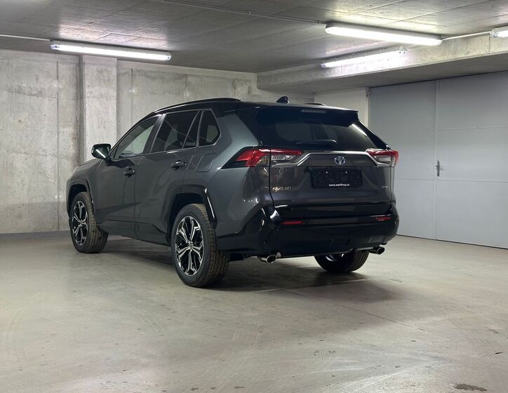 Toyota RAV4 7