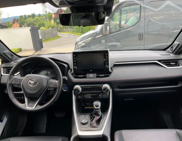 Toyota RAV4 18