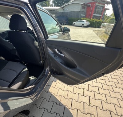 Hyundai i30 14