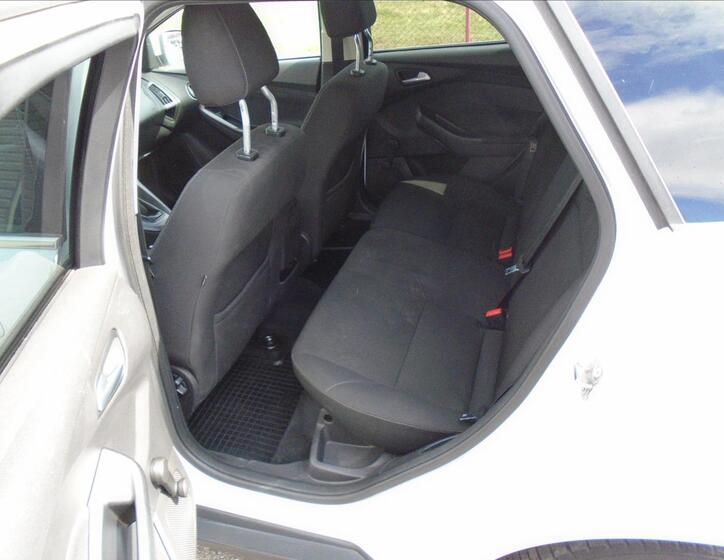 Ford Focus 9