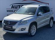 Volkswagen Tiguan 1