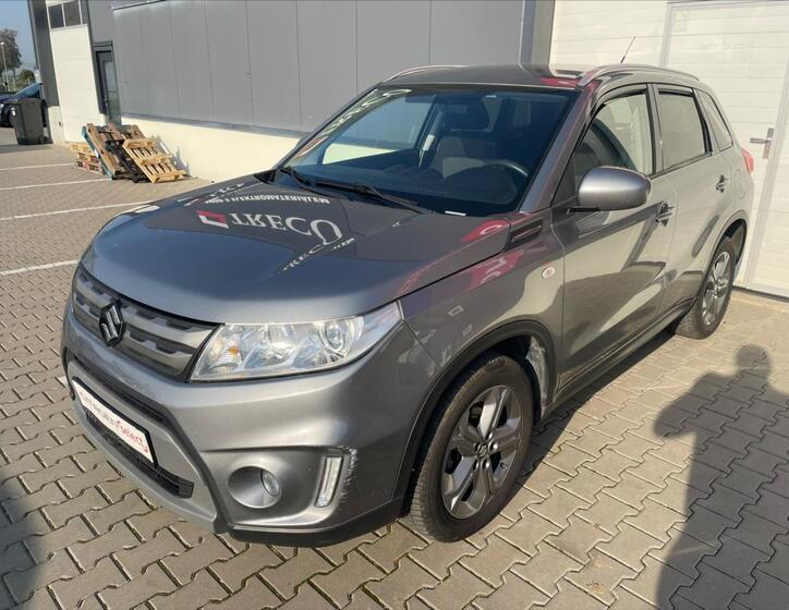 Suzuki Vitara 1
