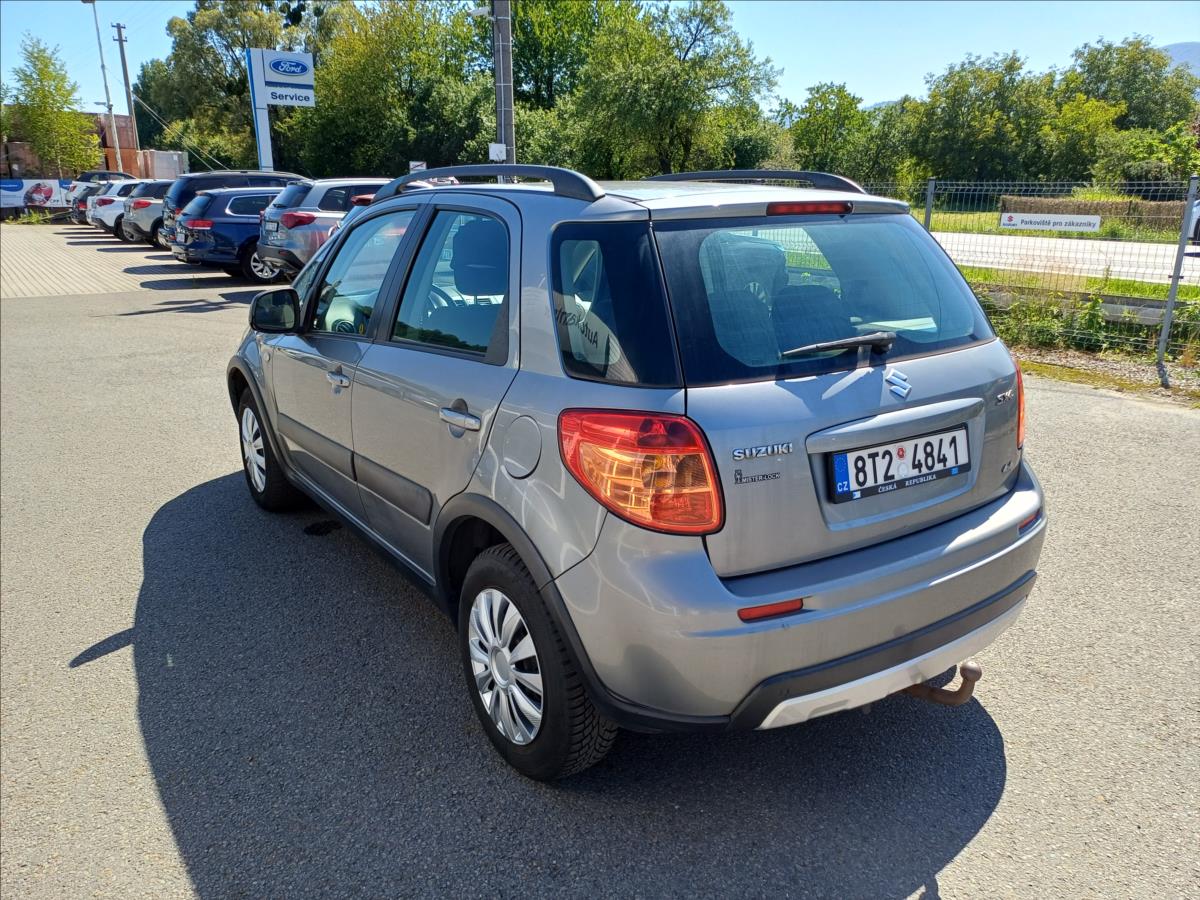Suzuki SX4