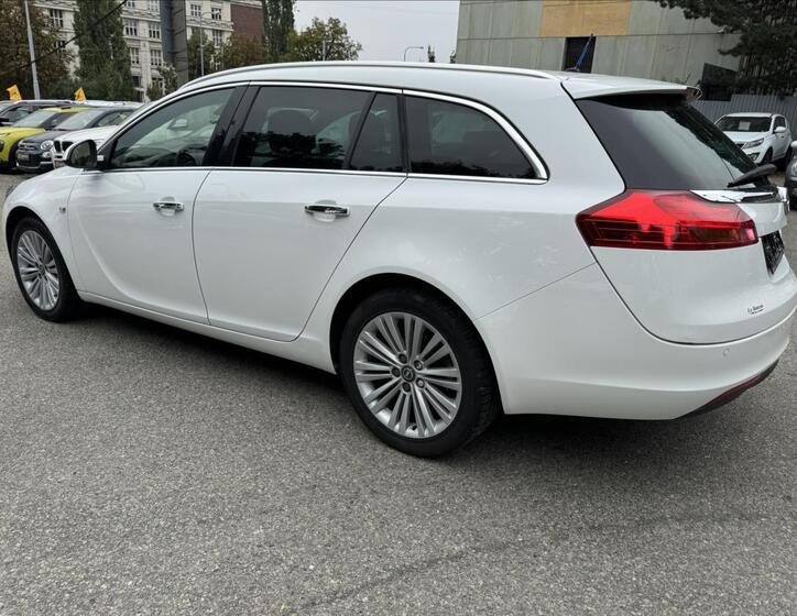 Opel Insignia 10