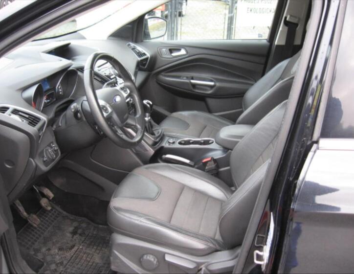 Ford Kuga 8