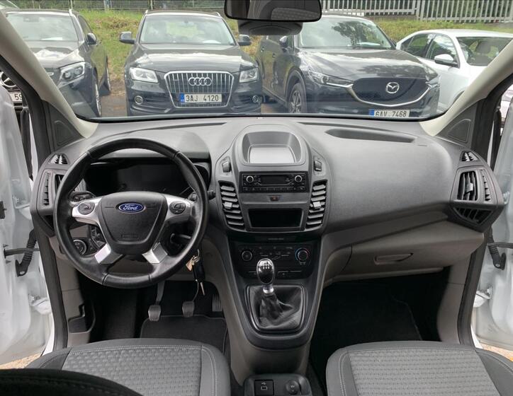 Ford Tourneo Connect 9