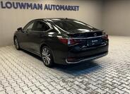 Lexus ES 300h 13
