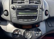 Toyota RAV4 19