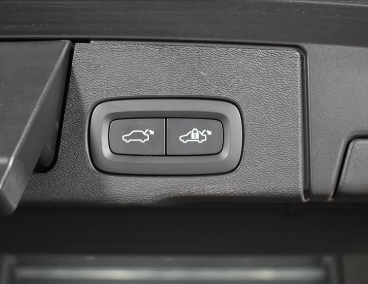 Volvo XC60 11