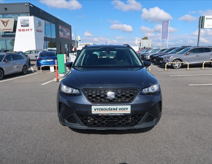 Seat Arona 4