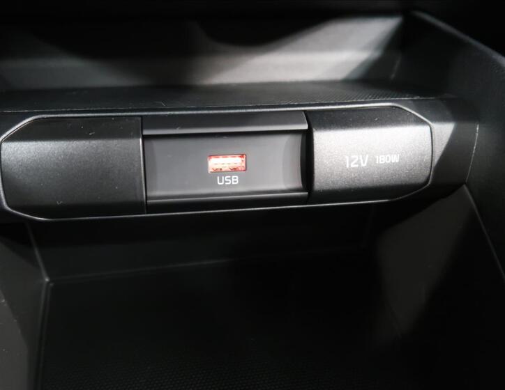 KIA Stonic 31