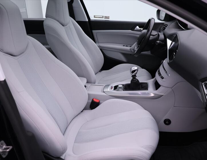 Peugeot 308 11