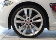 Jaguar XF 16