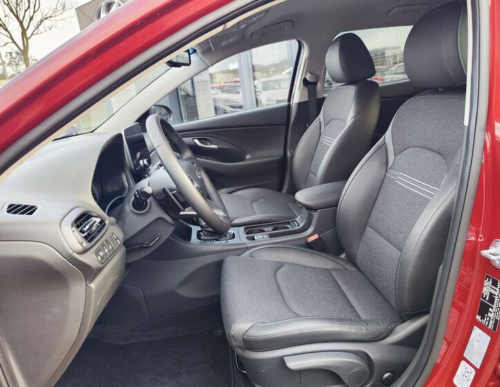 Hyundai i30 14