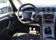 Ford Galaxy 29