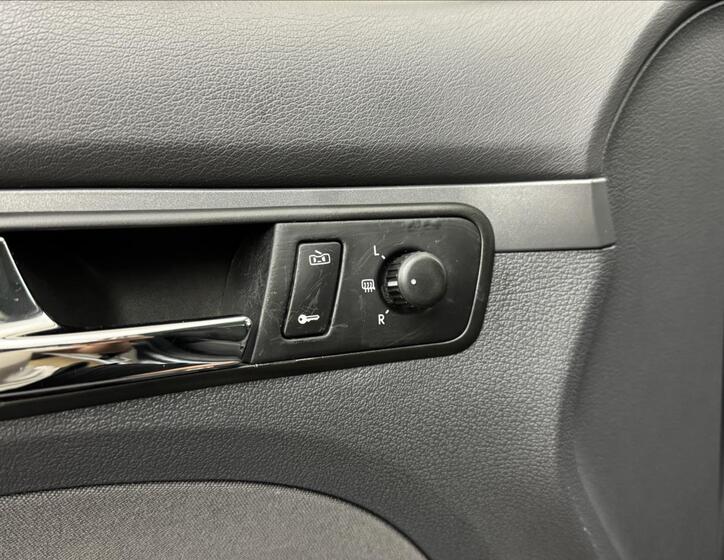 Volkswagen Touran 19