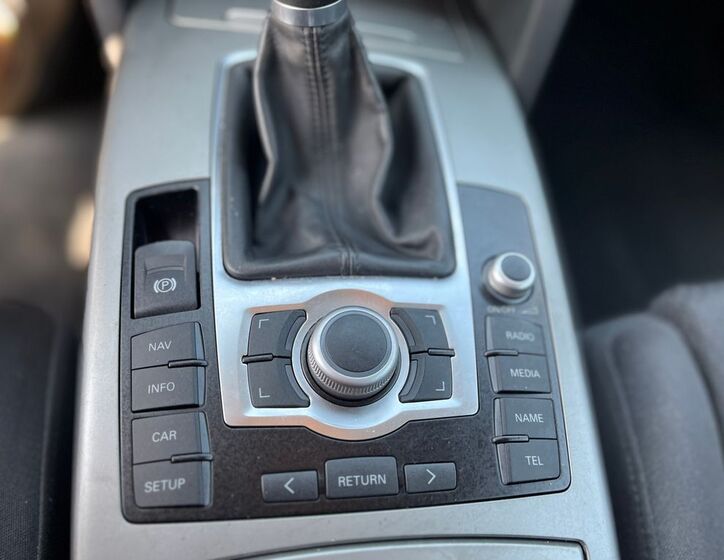 Audi A6 26
