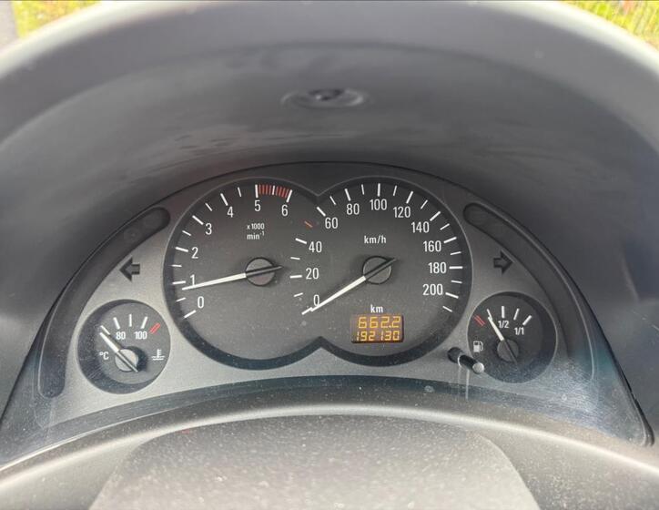 Opel Corsa 1