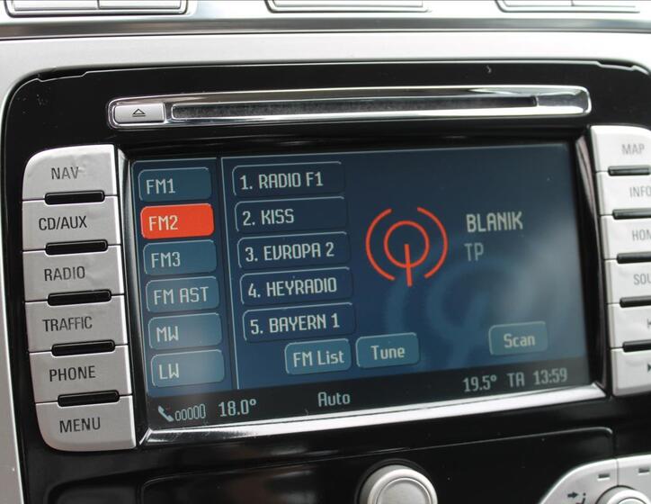 Ford S-MAX 13