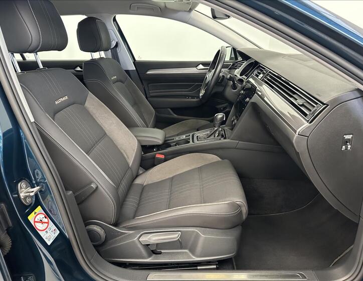 Volkswagen Passat 24