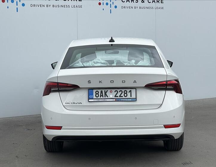 Škoda Octavia 23