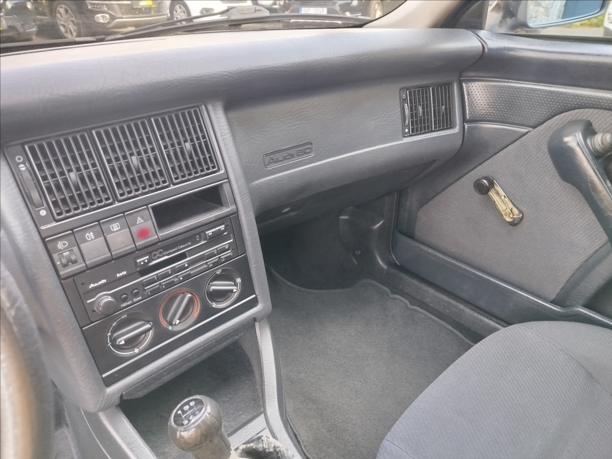 Audi 80