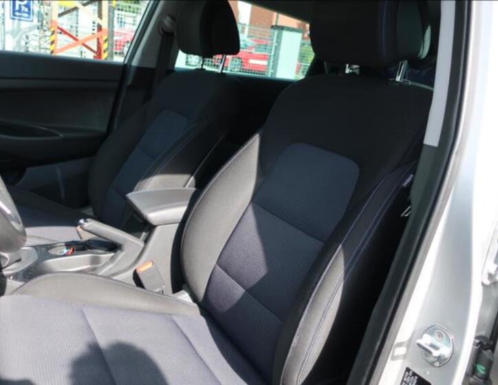 Hyundai Tucson 10