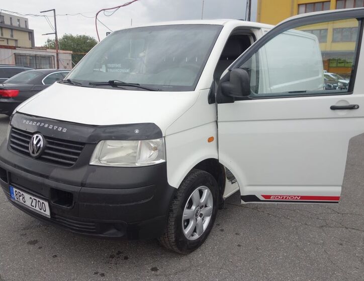 Volkswagen Transporter 16