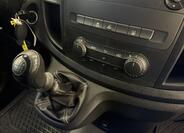 Mercedes-Benz Vito 17