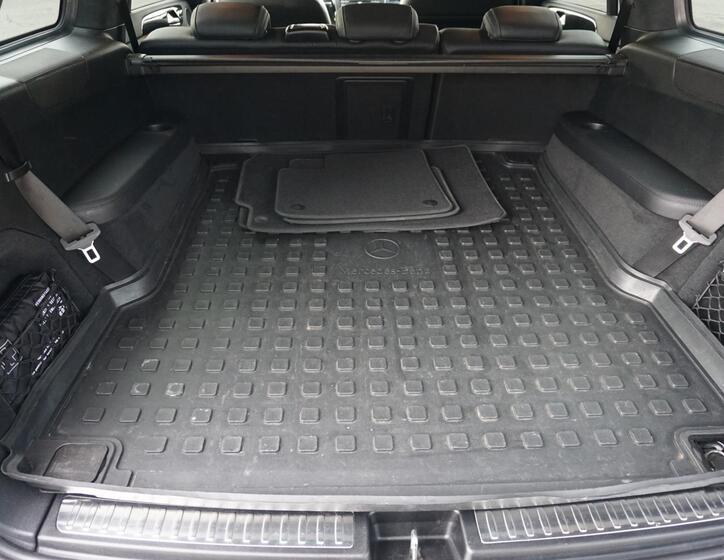 Mercedes-Benz GLS 16