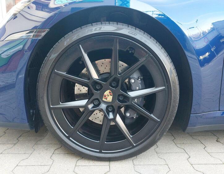 Porsche 911 35