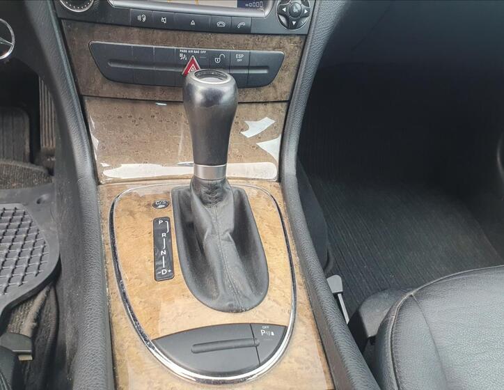 Mercedes-Benz Třídy E 12