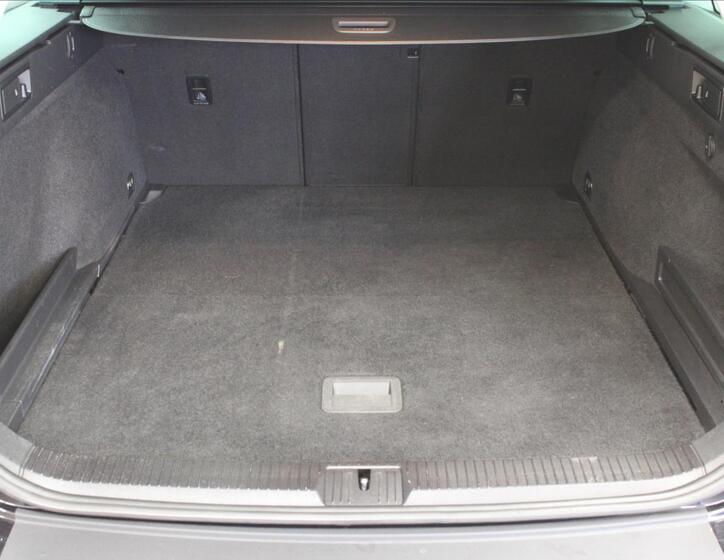 Volkswagen Passat 8
