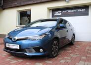 Toyota Auris 1