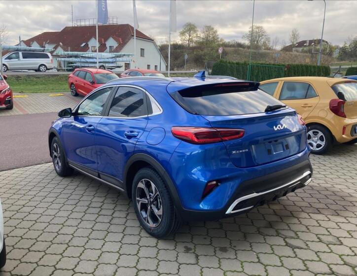 KIA XCeed 4