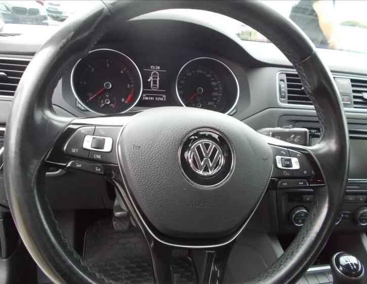 Volkswagen Jetta 21