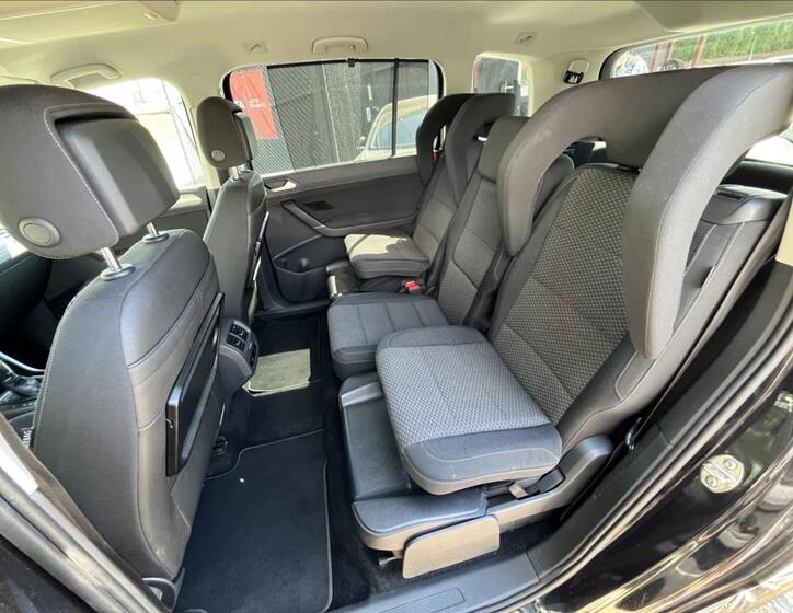 Volkswagen Touran 31